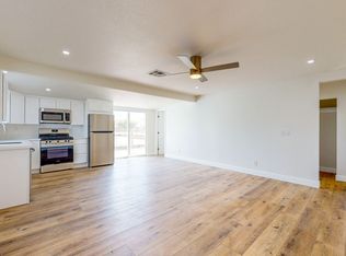 2132 Dennis Ln, Santa Rosa, CA 95403