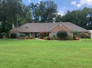 110 Woodridge Est, Longview, TX 75602