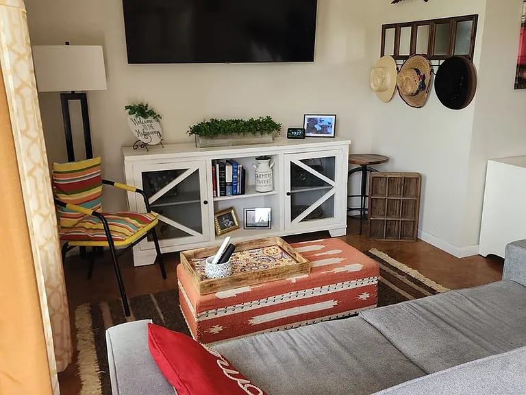 342 Meadow Rd #A — Photo 6