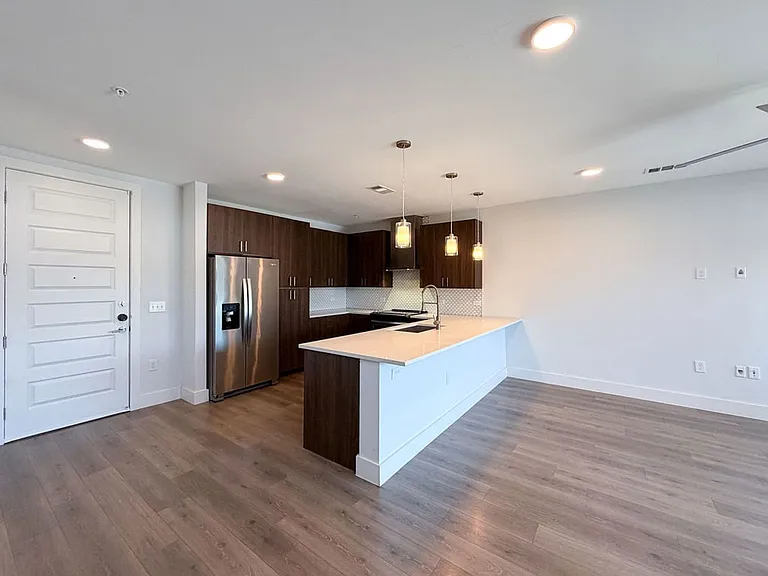 2213 Poquito St #308 — Photo 3