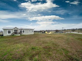 6105 Hawk Ct, Joshua, TX 76058