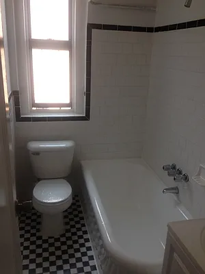 Rented by PMG Real Estate  | media 13