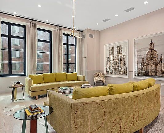 5th image of 139 Reade St APT 3A