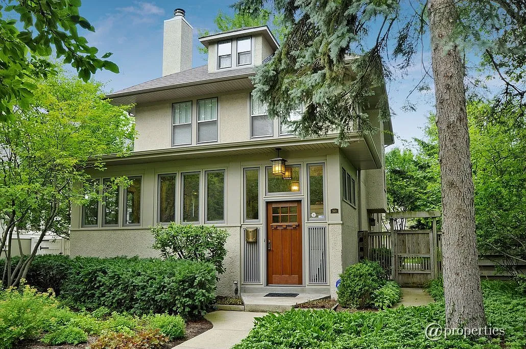 2411 Park Pl photo 1