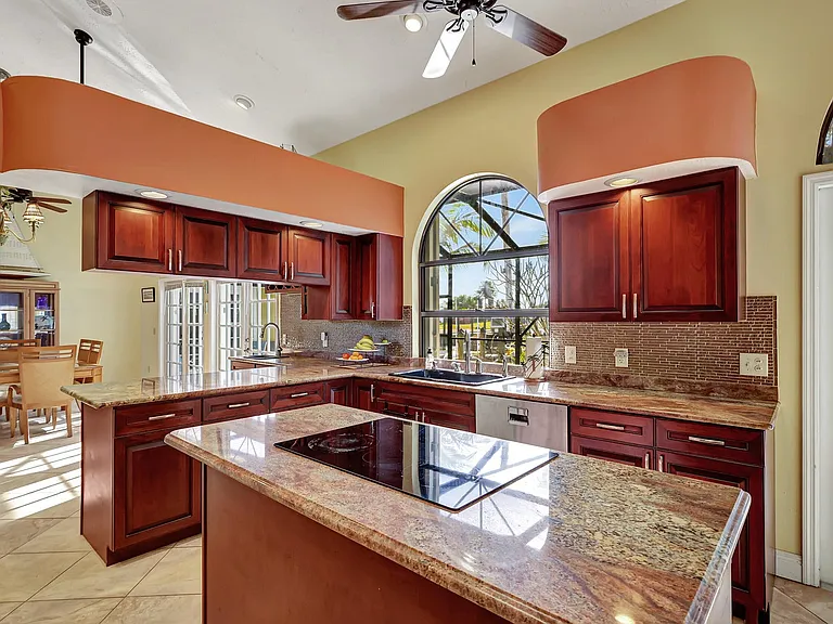 kitchen, overlooking the pool
