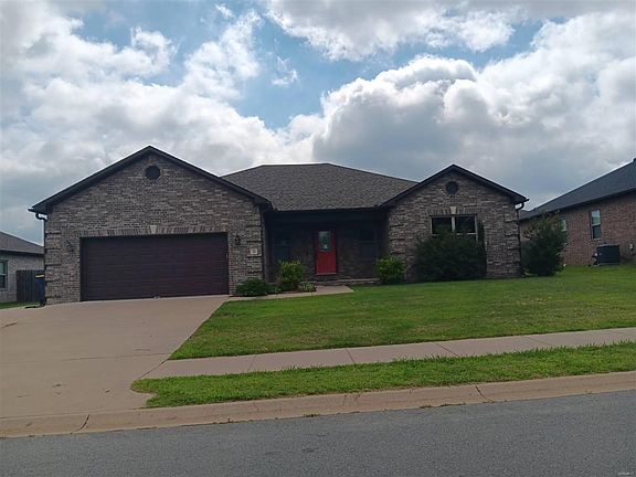 3rd image of 31 Cimarron Cir