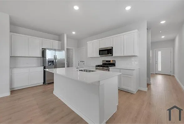 812 Knox River Dr