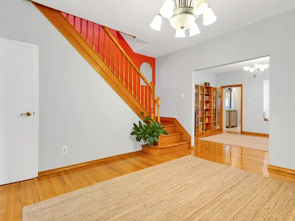 82 West End Avenue image 7 of 54