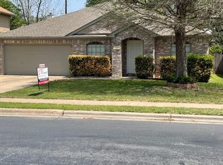711 Creekmont Dr, Round Rock, TX 78681