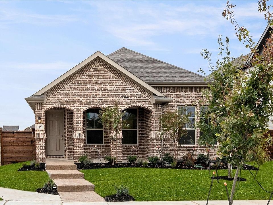 1st image of 2032 Lone Oak Trl