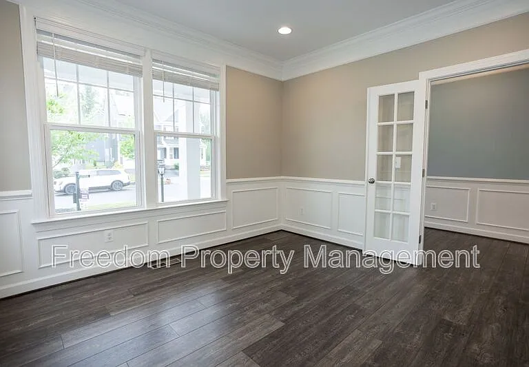 2425 Morgans Point Dr — Photo 12