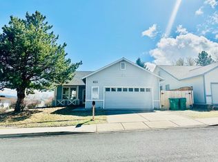2404 Serena Dr W, Reno, NV 89503