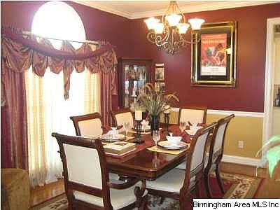 3rd image of 914 Whispering Pines Cir
