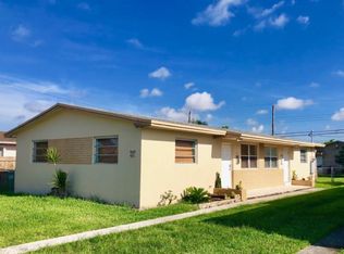 9369 SW 39th St, Miami, FL 33165