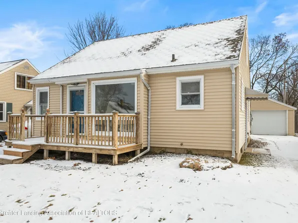 908 Morris Ave, Lansing, MI 48917