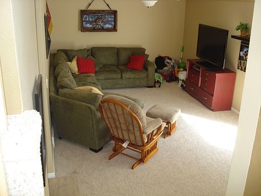 3rd image of 6459 S Wakefield Way