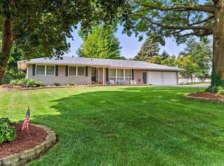 14692 Hiawatha Ln, Somonauk, IL 60552