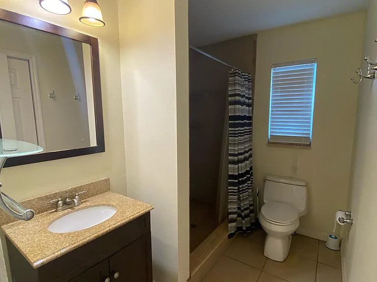 730 Law St — Photo 3