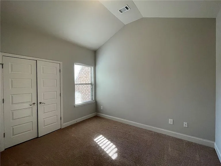 10584 Naramore Ln — Photo 2