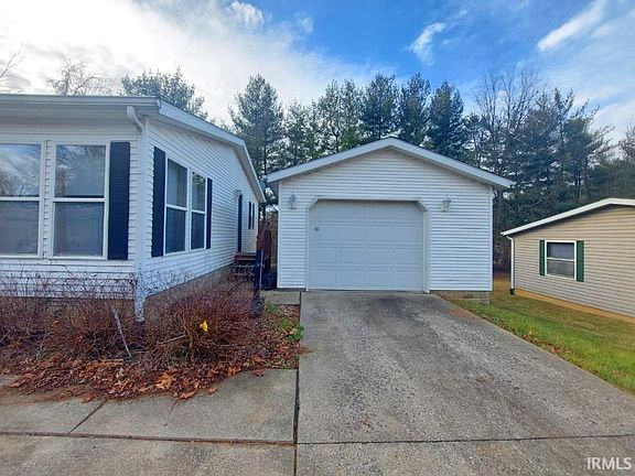 3rd image of 4228 S Orchard Ln