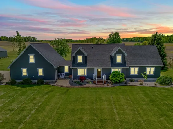 5847 Bankers Rd, Reading, MI 49274