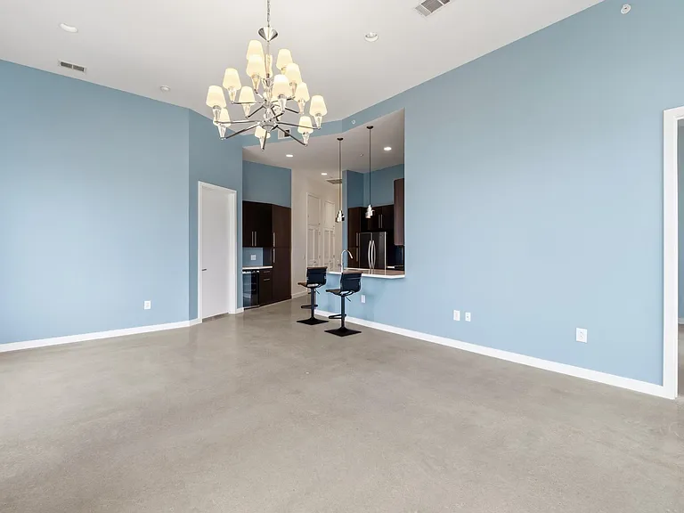 507 Sabine St #901 — Photo 10
