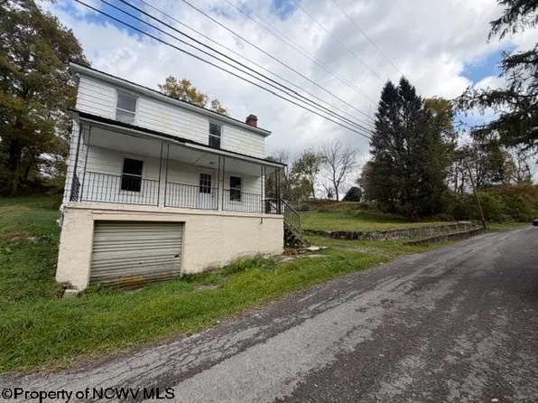 120 W Depot Way, Masontown, WV 26542