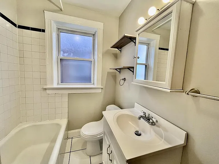 1533 McCausland Ave #A — Photo 12
