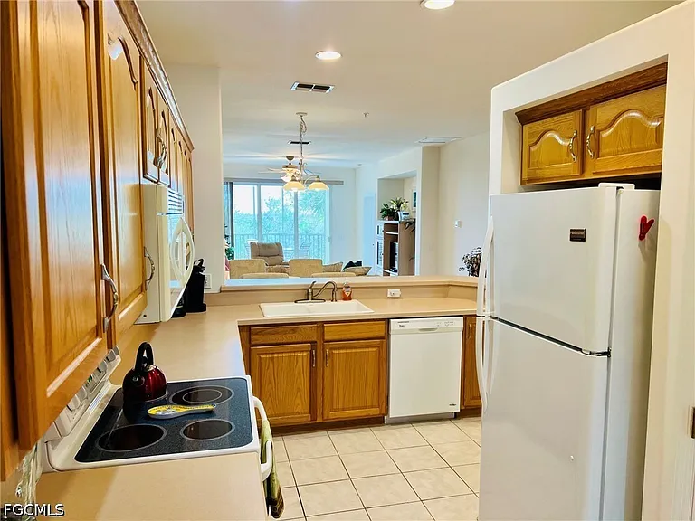 20061 Sanibel View Cir #204 — Photo 10