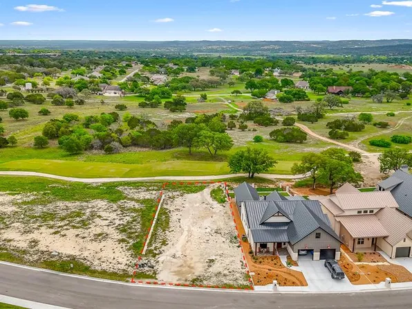1016 E Albatross Way, Kerrville, TX 78028
