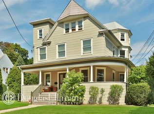 29 Orchard Pl, New Rochelle, NY 10801