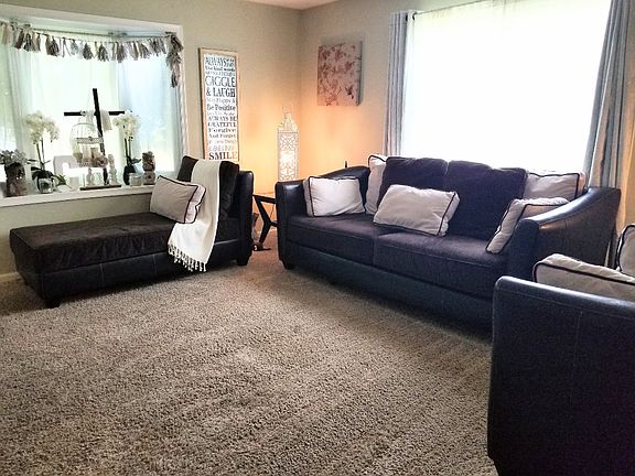 5th image of 104 Lark Cir