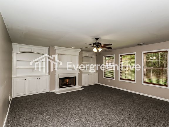 2nd image of 7966 Gossamer Dr