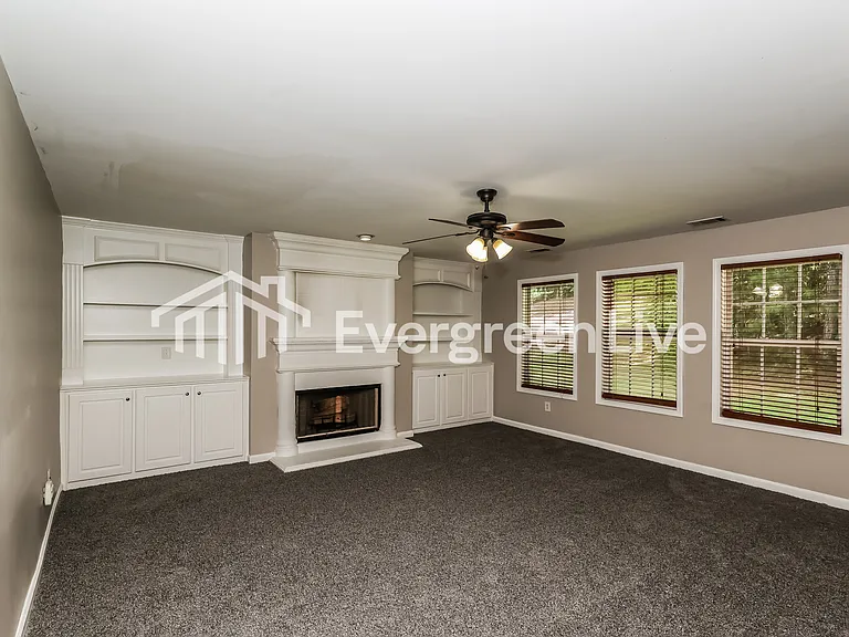 7966 Gossamer Dr — Photo 2