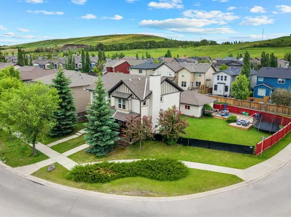 177 E Chaparral Valley Dr SE, Calgary, AB T2X 0L9