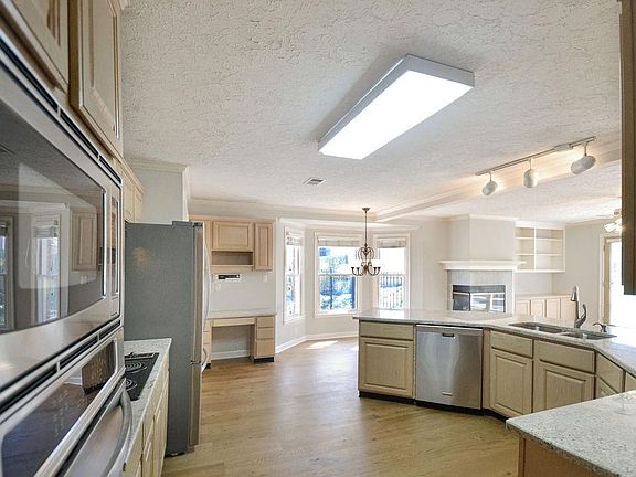 5th image of 1741 Wood Mills Dr