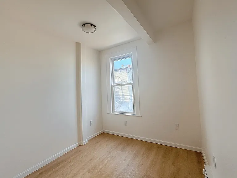 519 Mercer St #2 — Photo 5