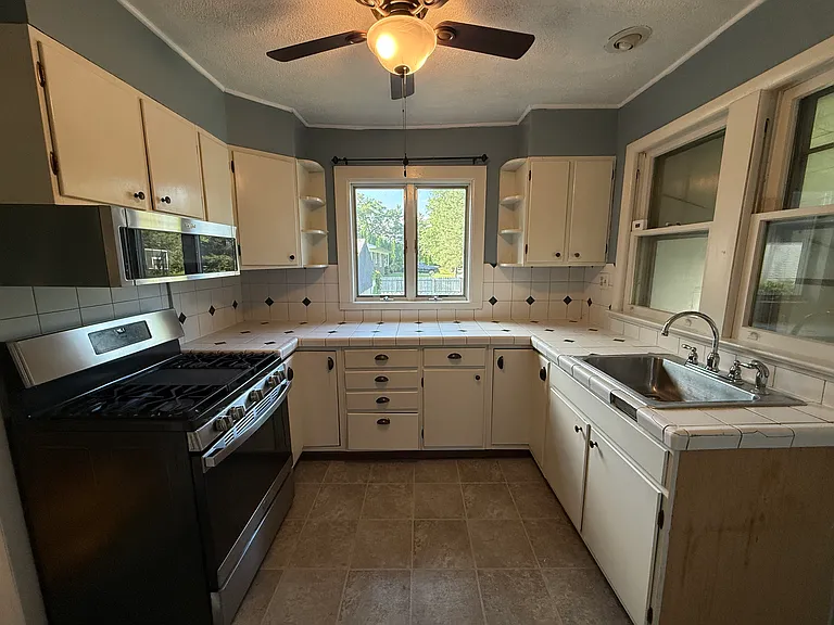 49 Kunker Ave — Photo 7