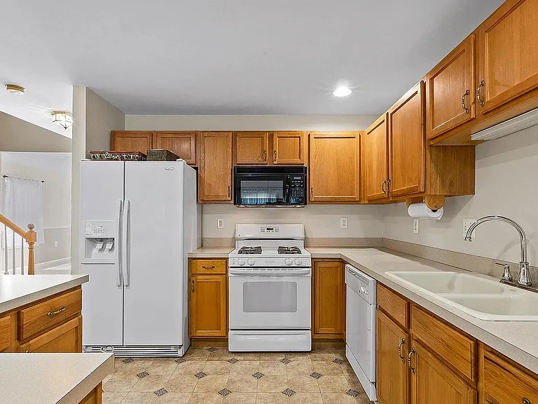 387 Wheatfield Cir — Photo 21