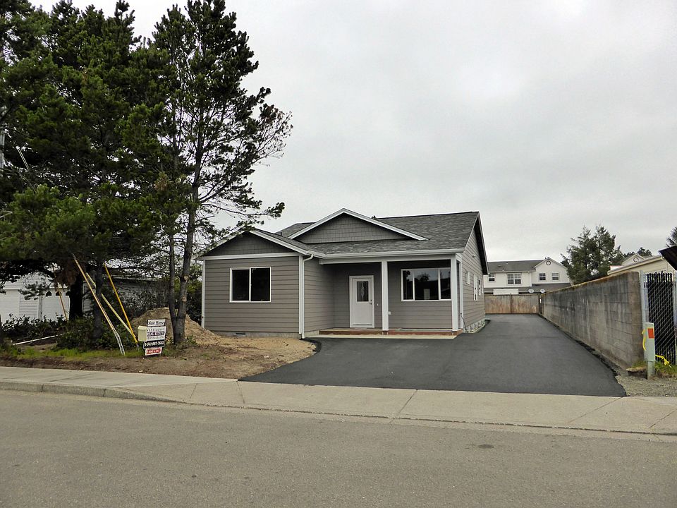 1st image of 1649 23rd St