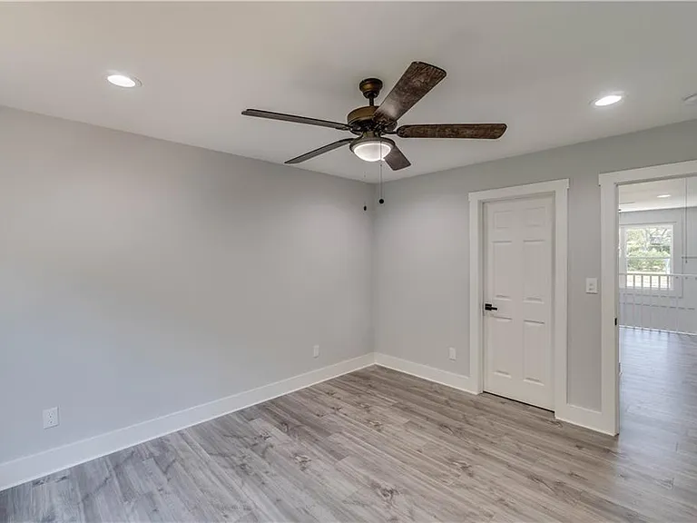 2389 Highpoint Rd #A — Photo 25