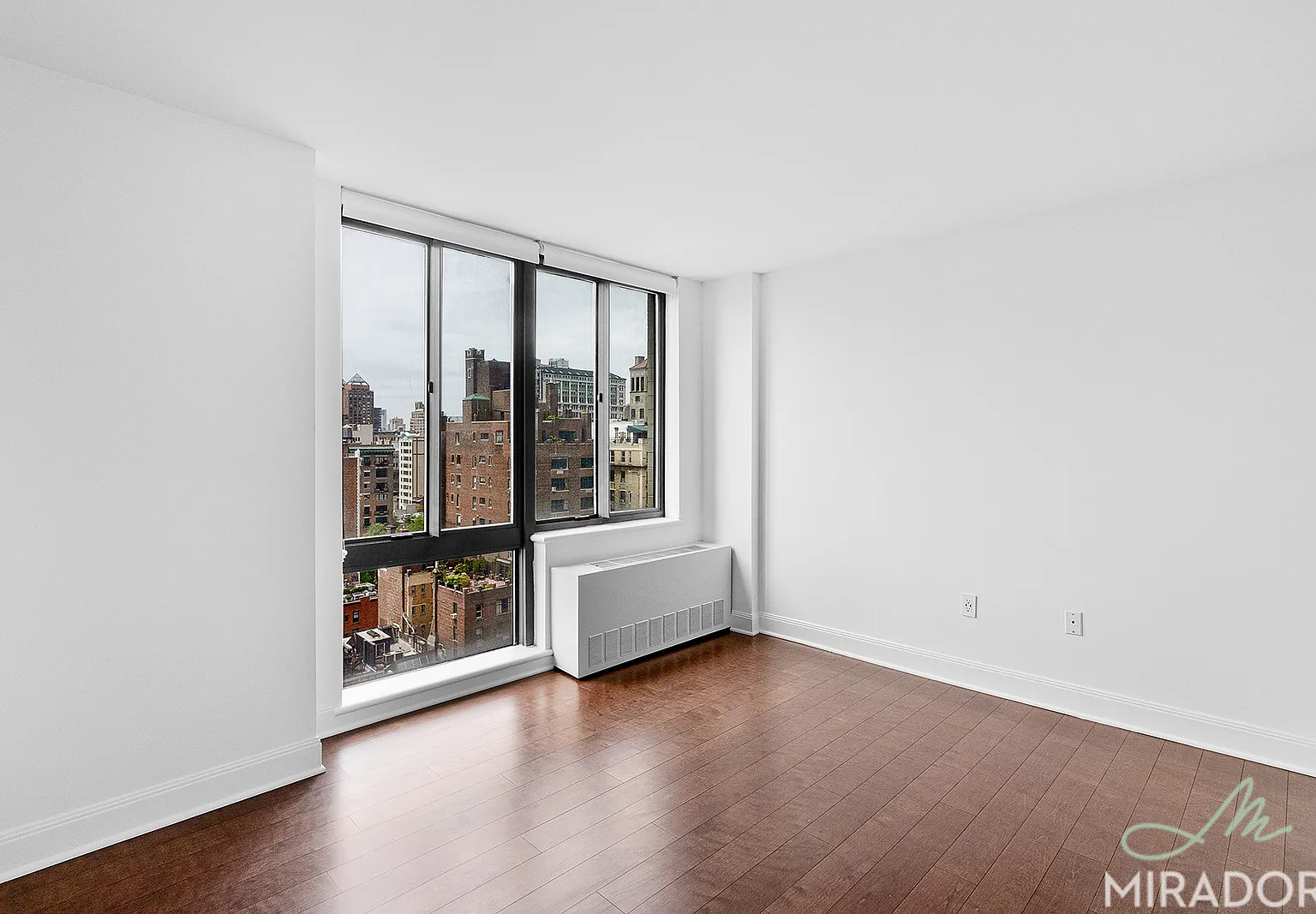 290 3rd Avenue — Photo 3