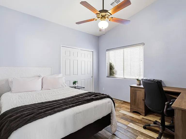 15276 W Watson Ln — Photo 30
