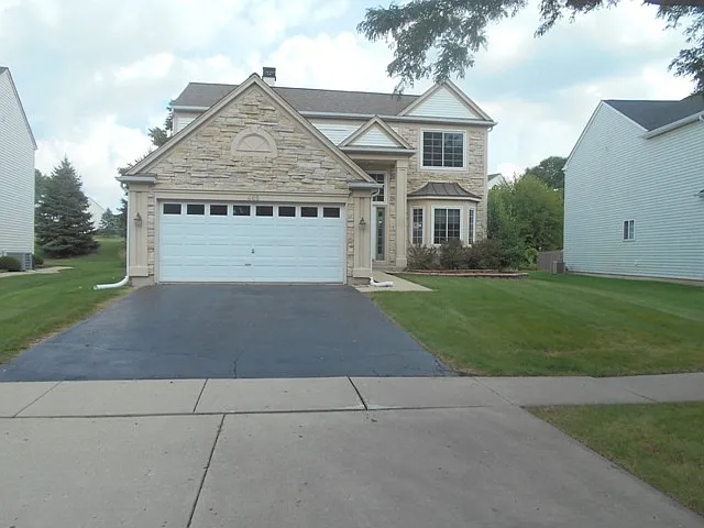 465 Topaz Ln photo 1