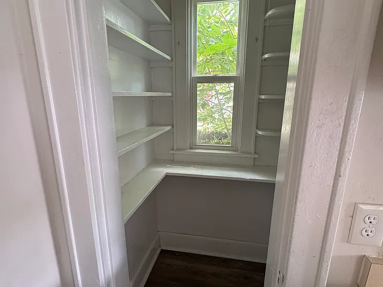 107 W Lakeview Ave — Photo 11
