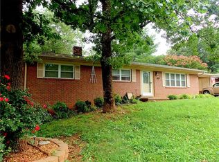 114 Hilltop Ave, Valdese, NC 28690