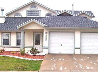 6925 Pearl Ridge Dr, El Paso, TX 79912