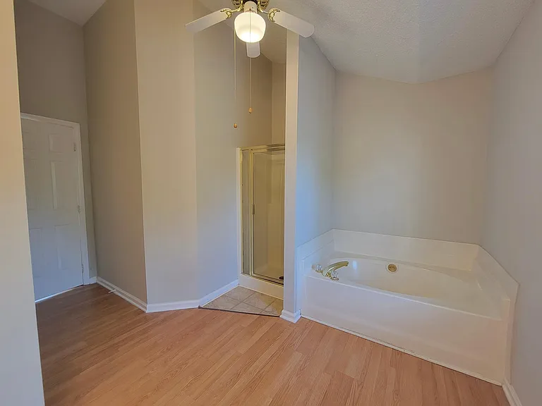 709 Cattail Cir — Photo 14