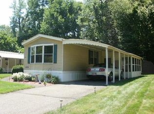 12 Clayton Dr, West Springfield, MA 01089