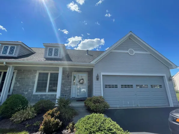 5141 Summerfield Dr, Mount Joy, PA 17552